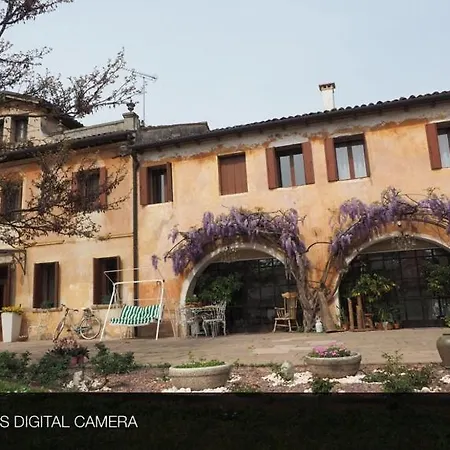 Nocleg ze śniadaniem Borgo Conti B&B *